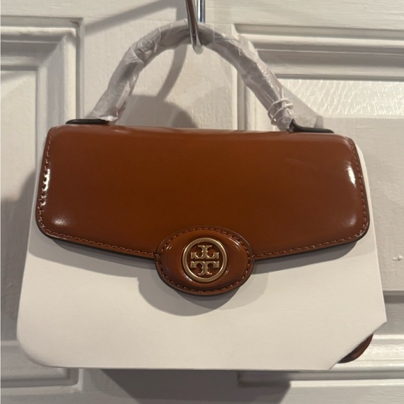 Tory Burch Handbags - Tory Burch Robinson Spazzolato Leather
Shoulder Bag